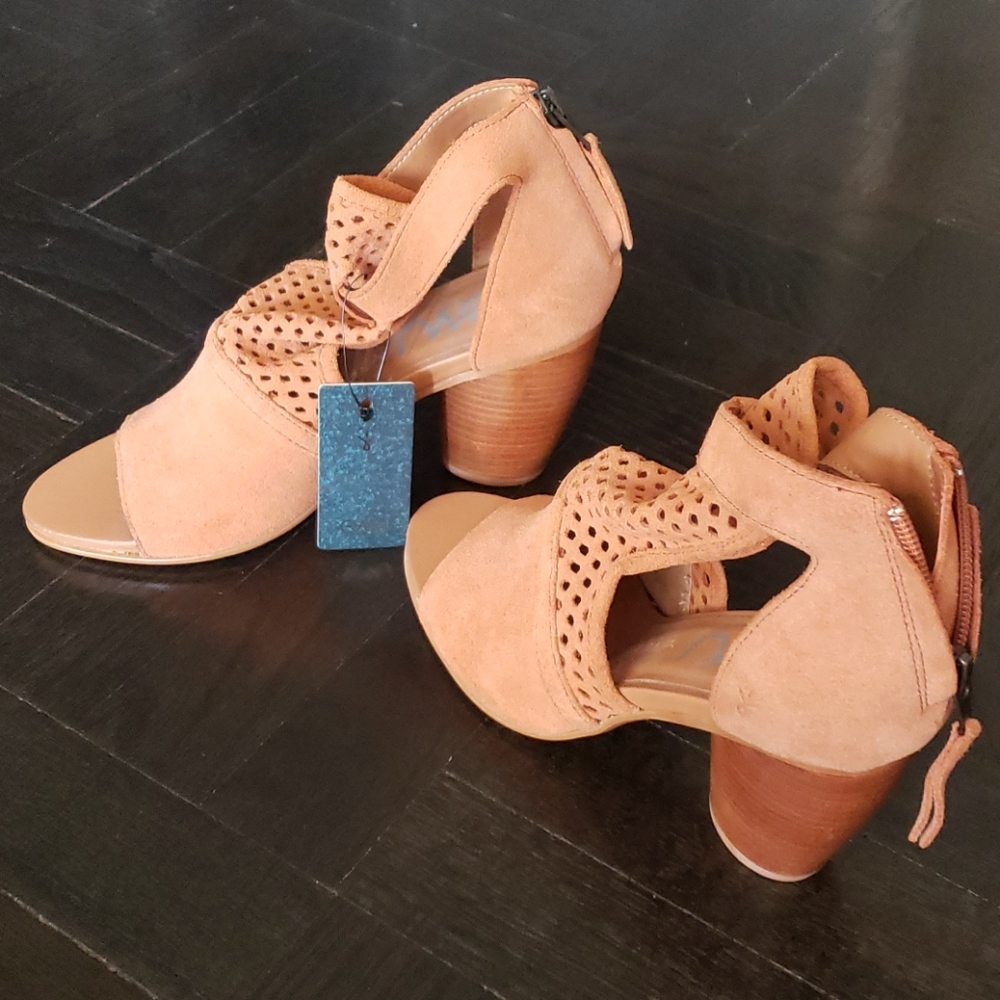 EMU Suede Leather Cutout Heeled Sandals  Size 6.5